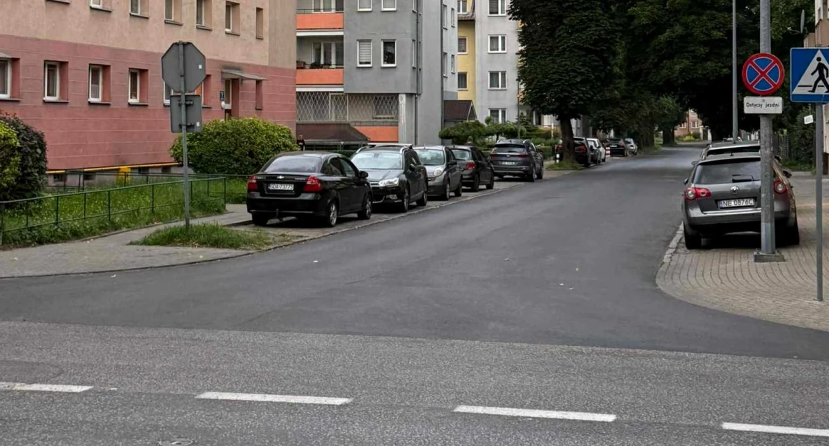 Remont nawierzchni i utrudnienia na Ogrodowej