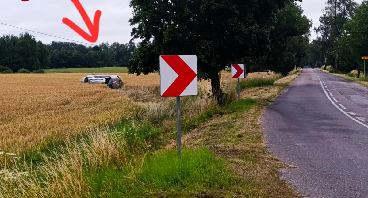 Zakończył jazdę na dachu