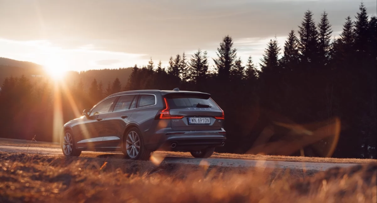 Jeden telefon, zero problemów. Jeździsz Volvo. Dzwoń do Volvo