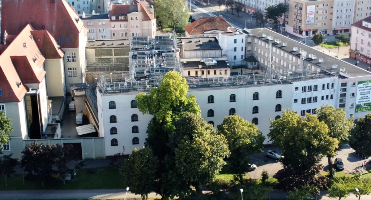 Chcieli siłą odzyskać dług? Funkcjonariusze Służby Więziennej i żołnierz z zarzutami [AKTUALIZACJA]