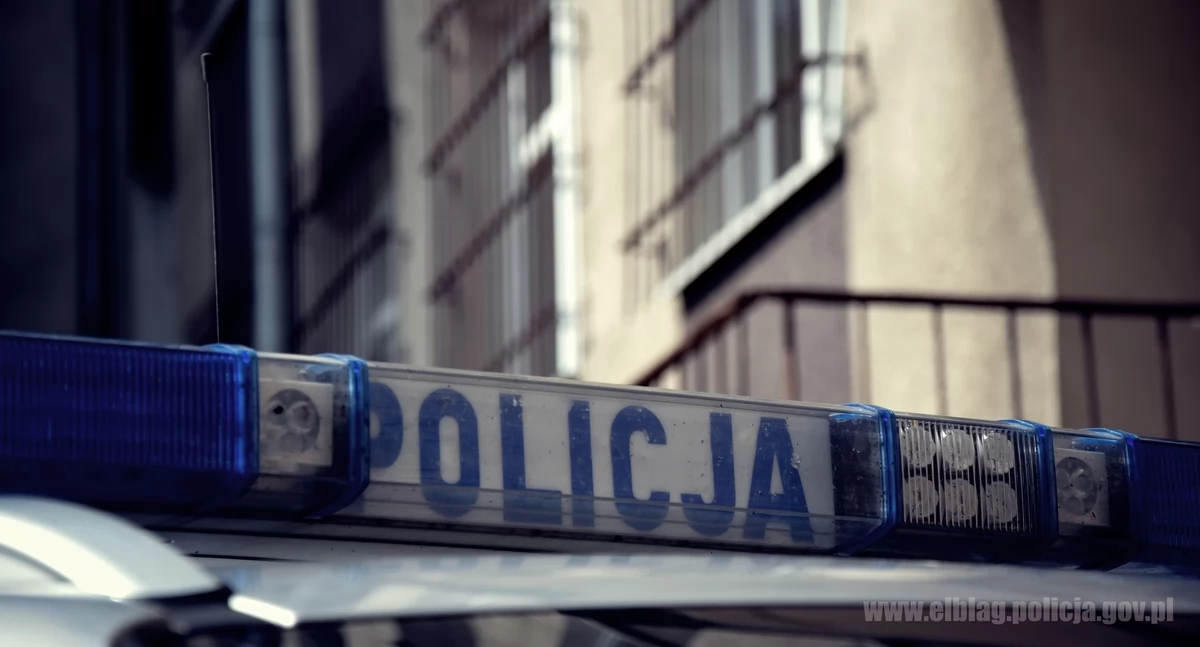 Zamknął się w spiżarni, licząc, że policja go nie znajdzie