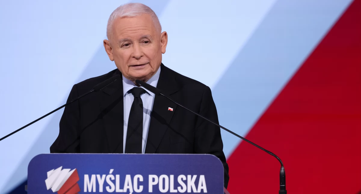 Jarosław Kaczyński: My pracujemy nad programem, oni nad nowym logo
