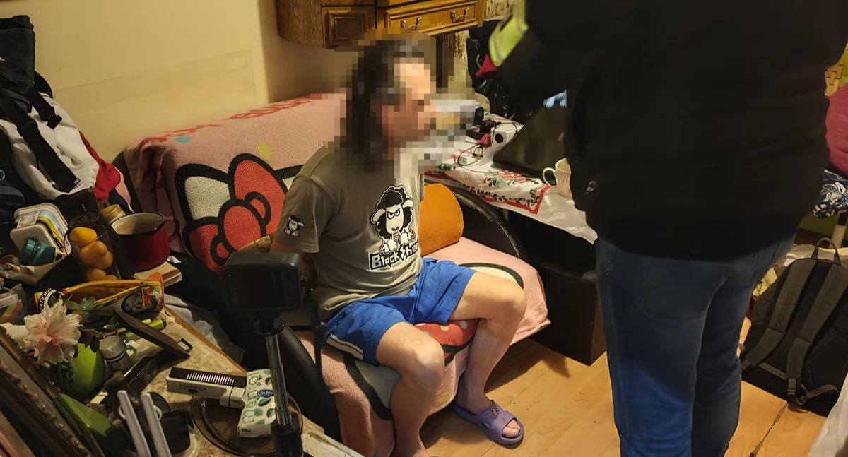 Elbląg: 40-latek składał seksualne propozycje 12-latce. Został aresztowany [VIDEO]