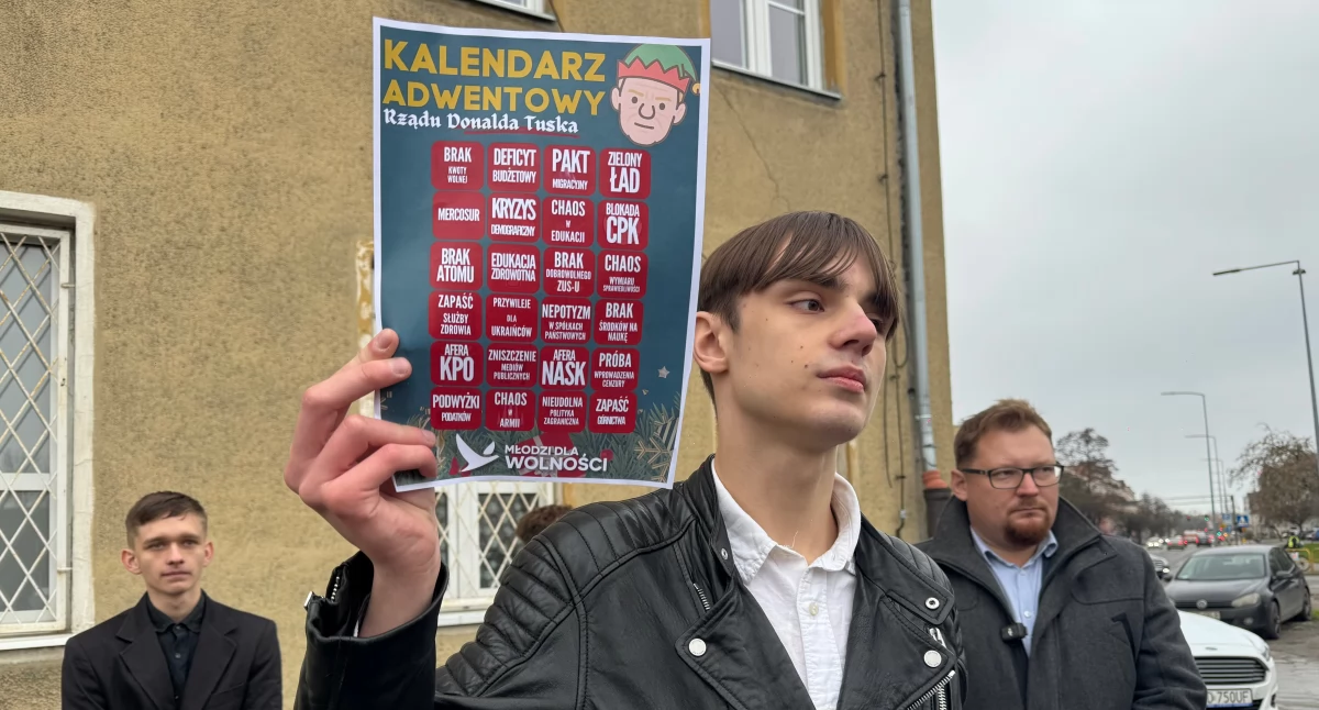Rózga i kalendarz dla rządzących. Młodzi rozliczają KO