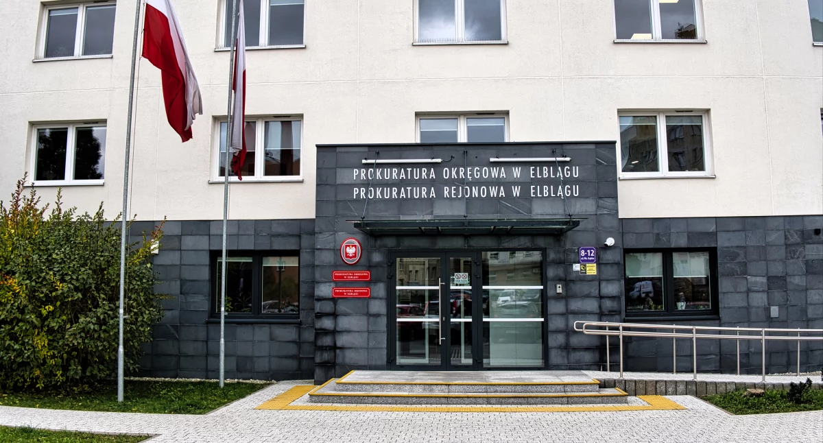 Więzili, bili i razili prądem. 23-latek ofiarą znajomych