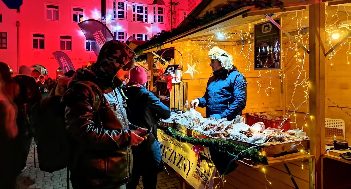 Ile Polacy wydadzą na święta?