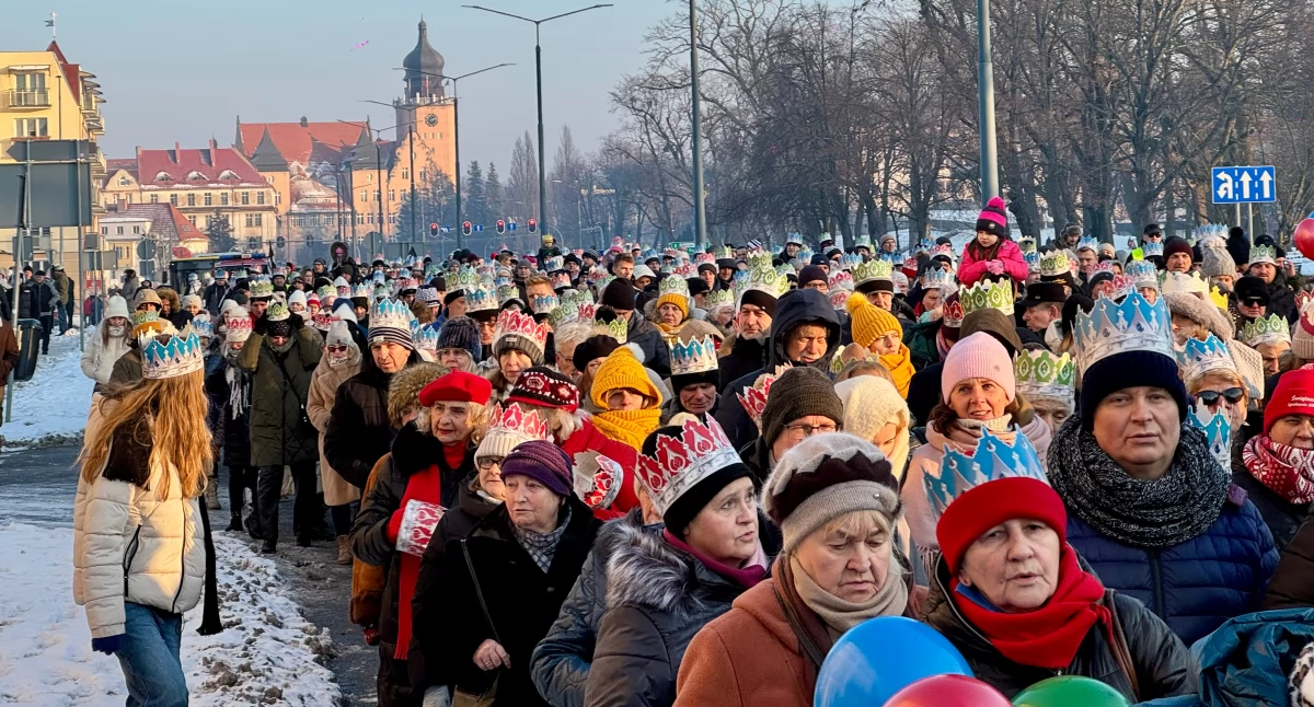 Tłumy na Orszaku Trzech Króli w Elblągu