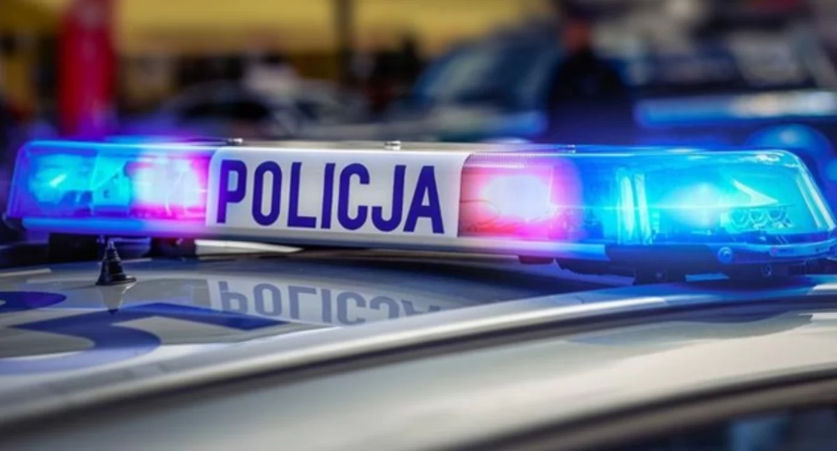 Pijany przyjechał na stację paliw. Stracił samochód i prawo jazdy