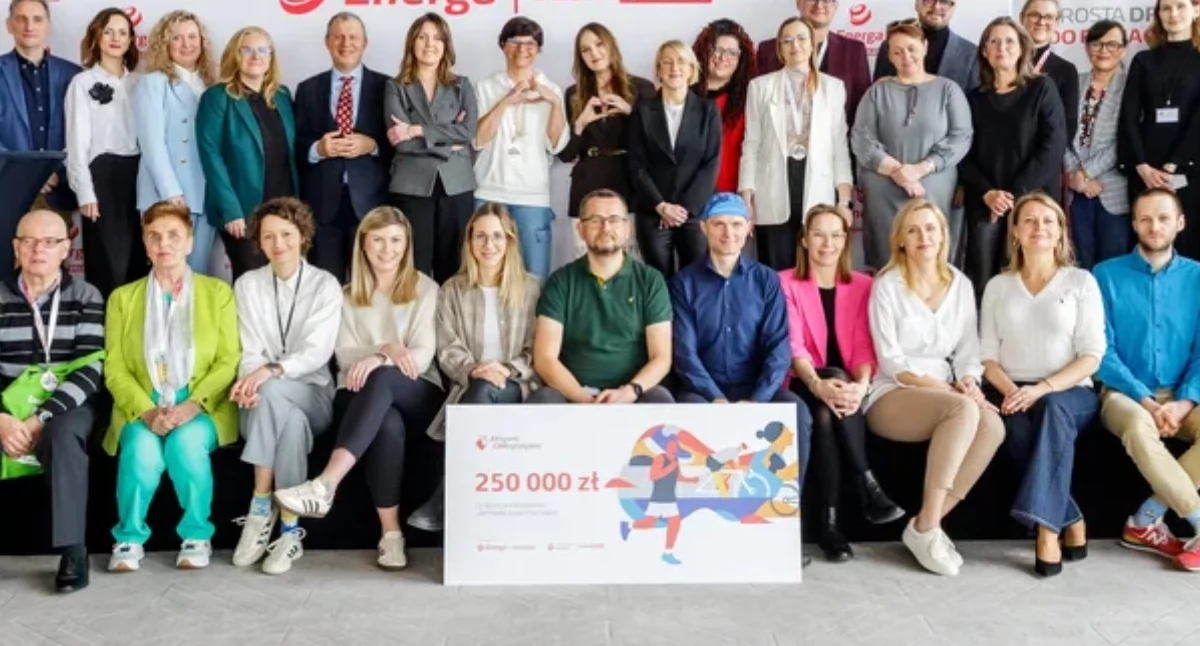 Okrążyli Ziemię 12 razy. Między innymi dla elbląskiego hospicjum