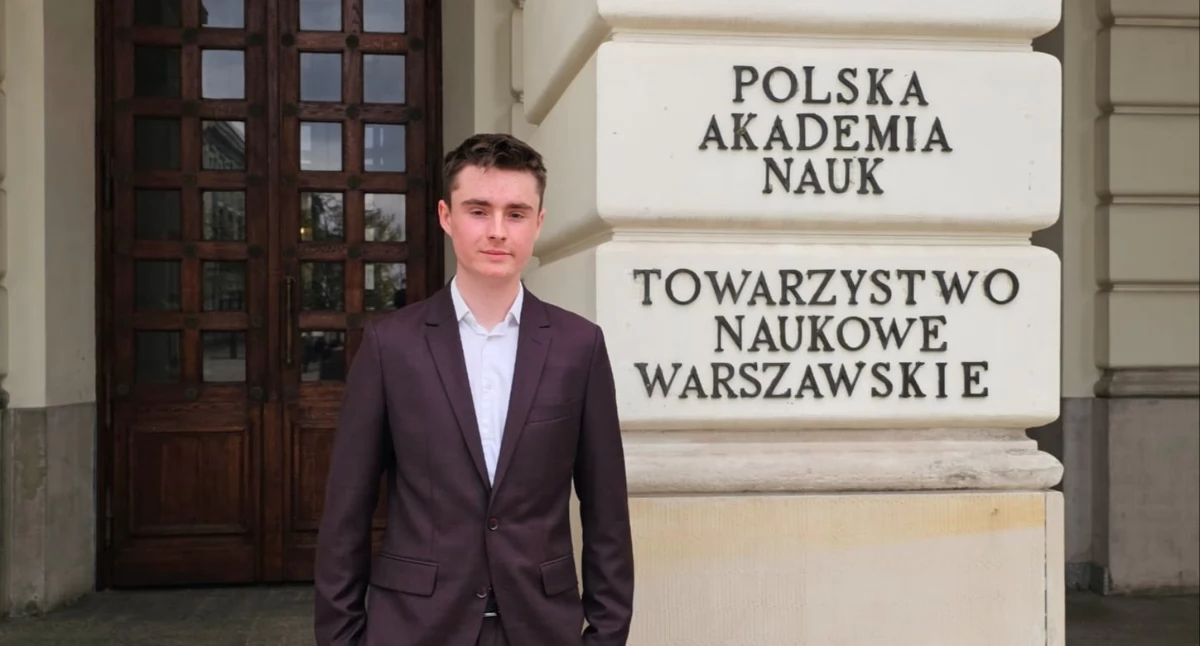 Jest w trzeciej klasie liceum, a już zdał maturę