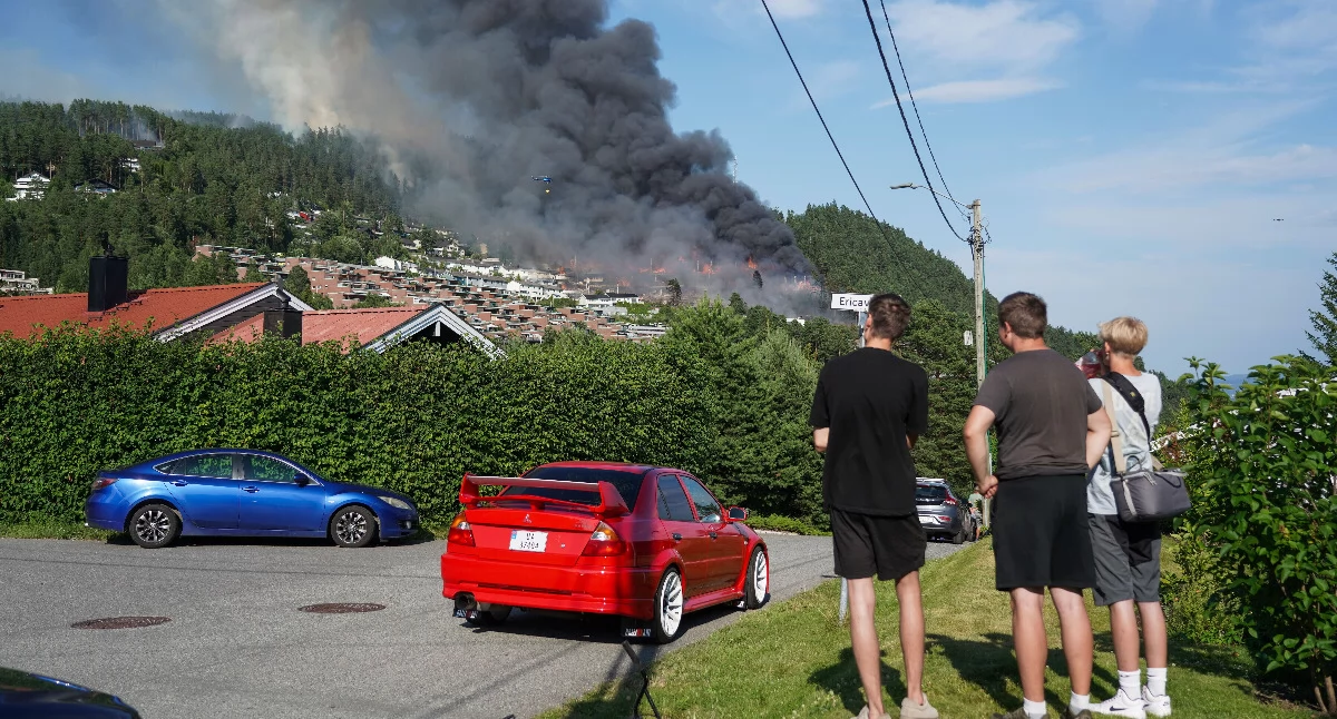Pożar strawił ponad 100 mieszkań w Drammen niedaleko Oslo