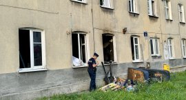 Pożar mieszkania przy ul. Panieńskiej. W lokalu nie &hellip;