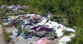 Znowu naśmiecili nad jeziorem Druzno. Tym razem ktoś&hellip;