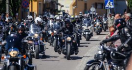 Motocykliści opanowali Tolkmicko. Zobacz to na zdjęciach!