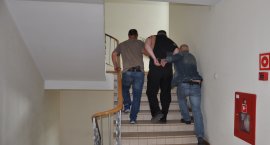 Poszukiwany za napad z bronią w ręku. Zatrzymany pod&hellip;
