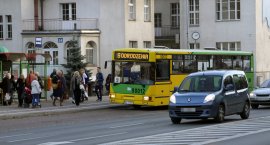 Serialu autobusowego końca nie widać