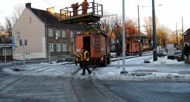 TiR zerwał sieć trakcyjną. Nie kurusje tramwaj nr 1