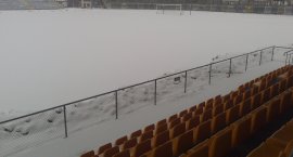 Czy Olimpia zagra w środę ze Stalą? Boisko pokryte śniegiem