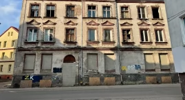 Wkrótce remonty mieszkań komunalnych i sprzedaż hotelowca