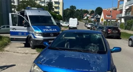 53-latek na hulajnodze zderzył się z autem