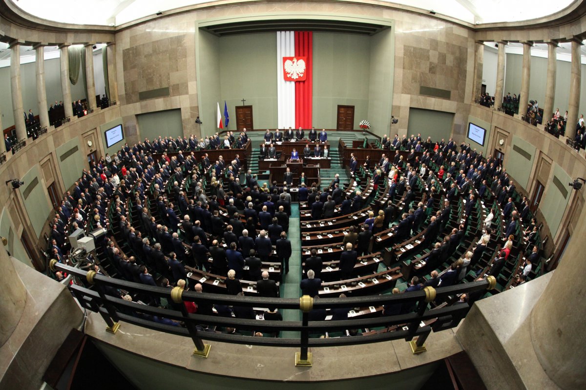 Skok poparcia dla Konfederacji