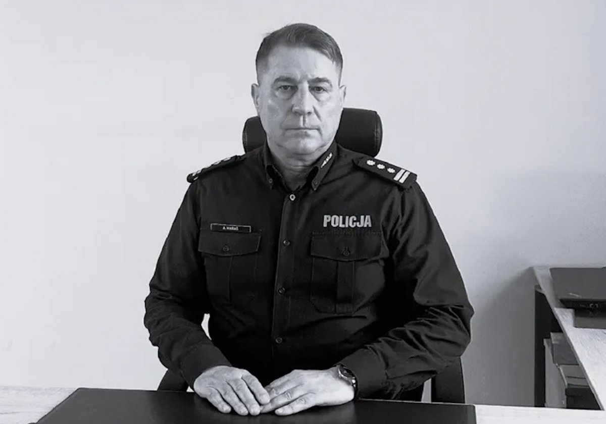 Nie żyje komendant policji w Turku. Jego auto znaleziono w lesie