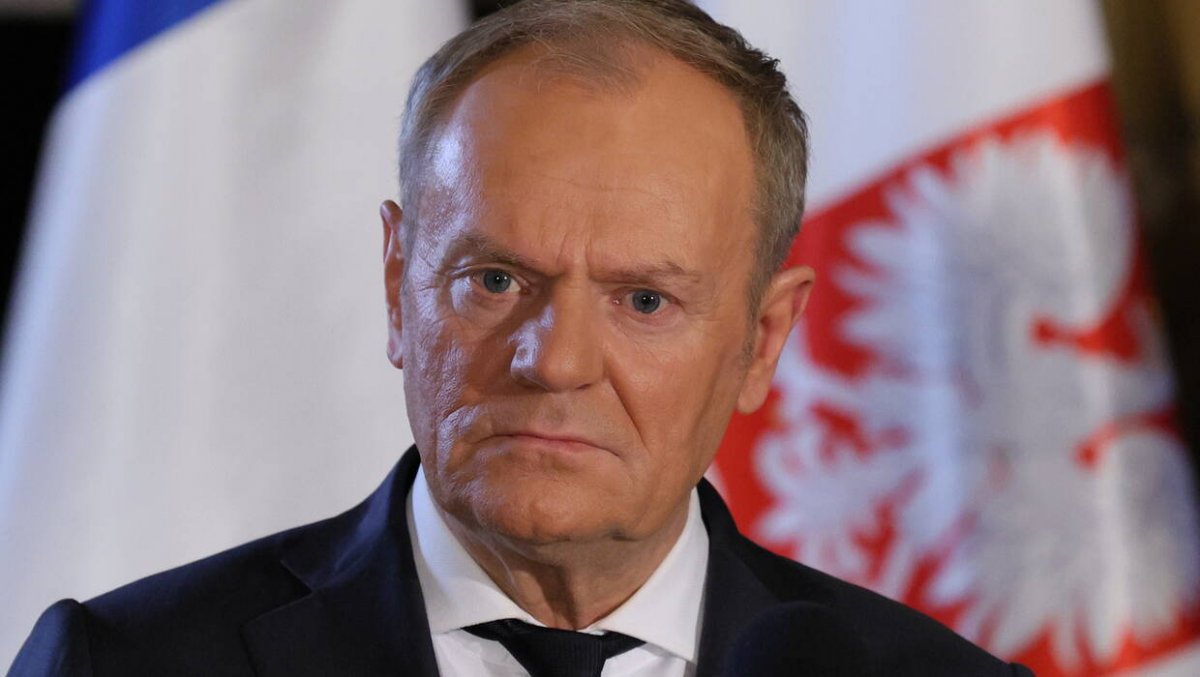 Starcie Tuska z Nawrockim