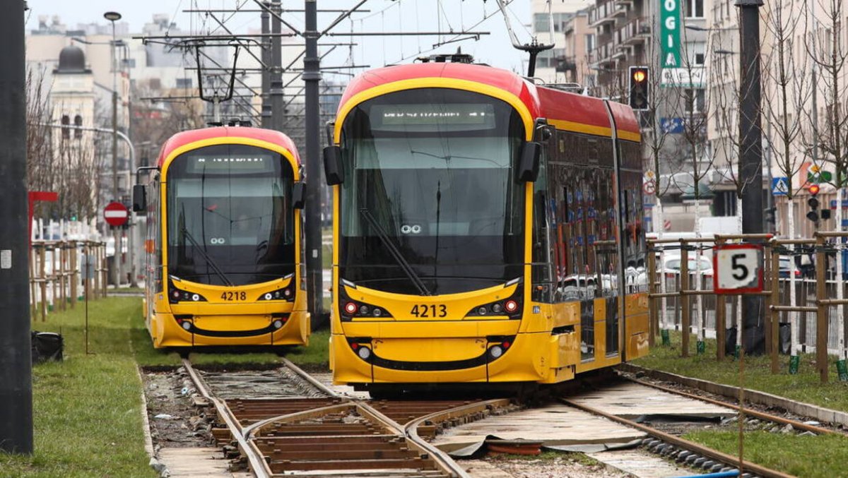 Zderzenie tramwajów w Warszawie. 6 osób trafiło do szpitala 