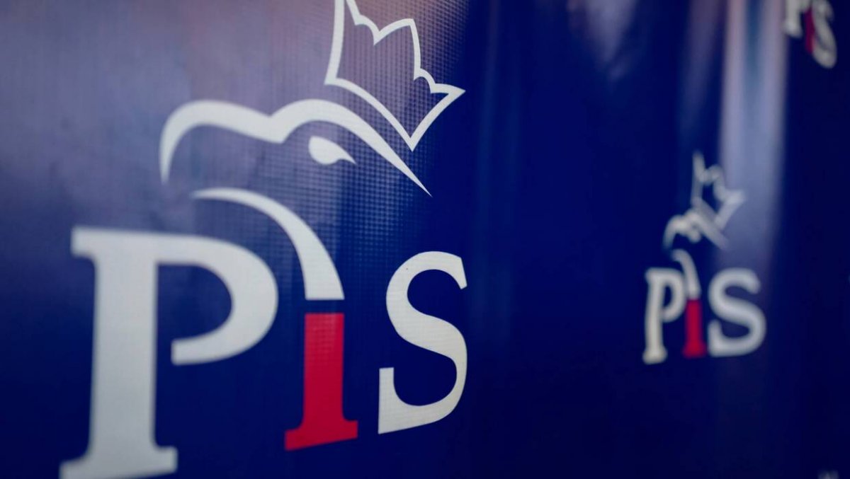 Polityczna burza po posiedzeniu komisji ds. Pegasusa