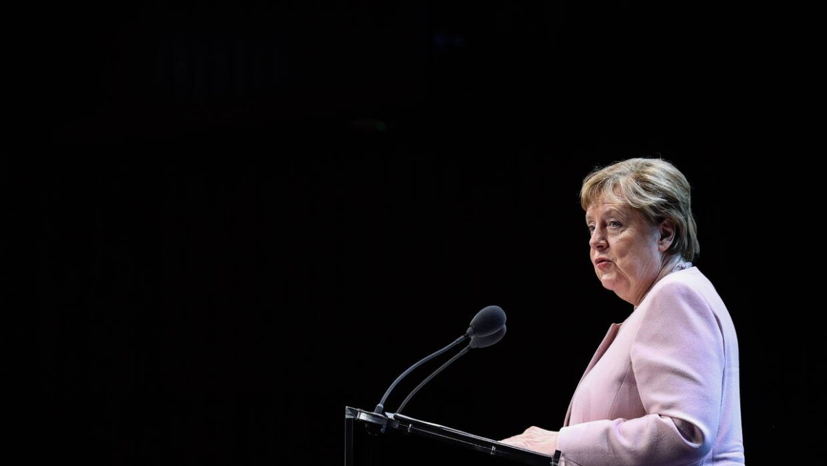 Złość w CDU po oświadczeniu Merkel: powinna po prostu milczeć
