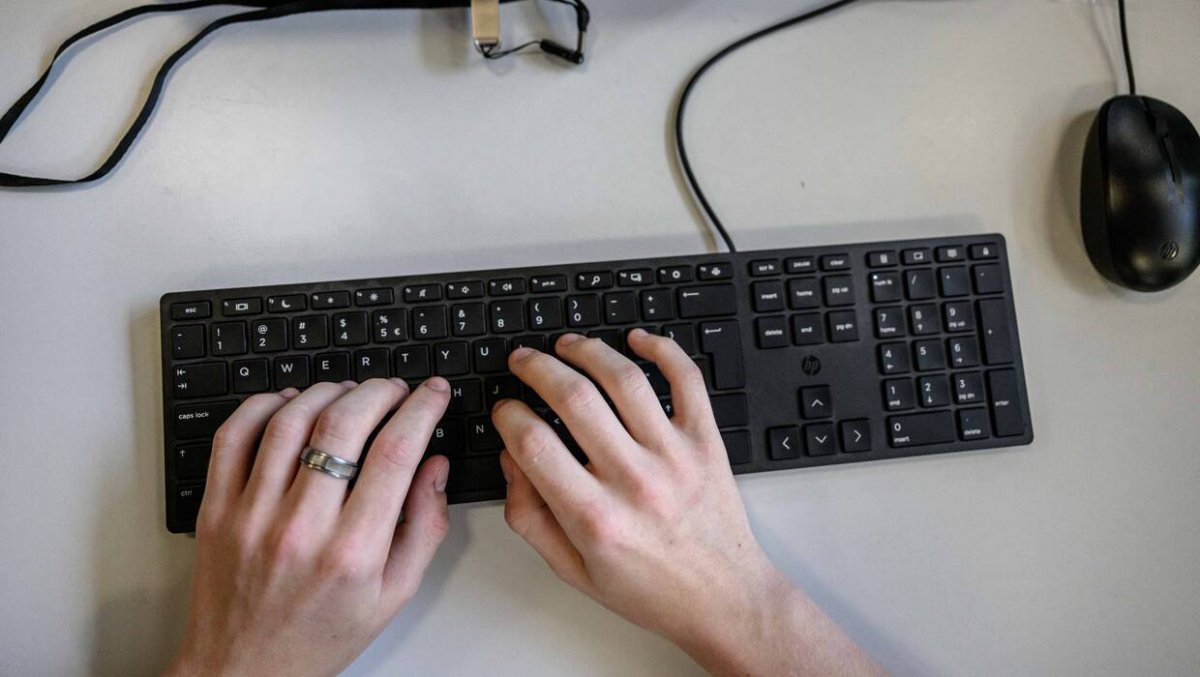 Wybory do Bundestagu. Specjalna grupa walczy z dezinformacją
