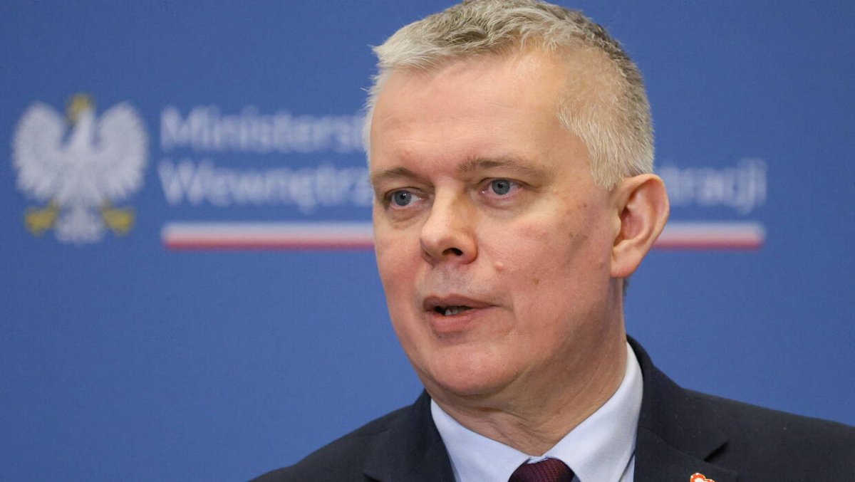 Siemoniak zaskoczony komunikatem RPO ws. skandalicznego traktowania ks. Olszewskiego: Stało się źle, że nie zwrócił się do mnie