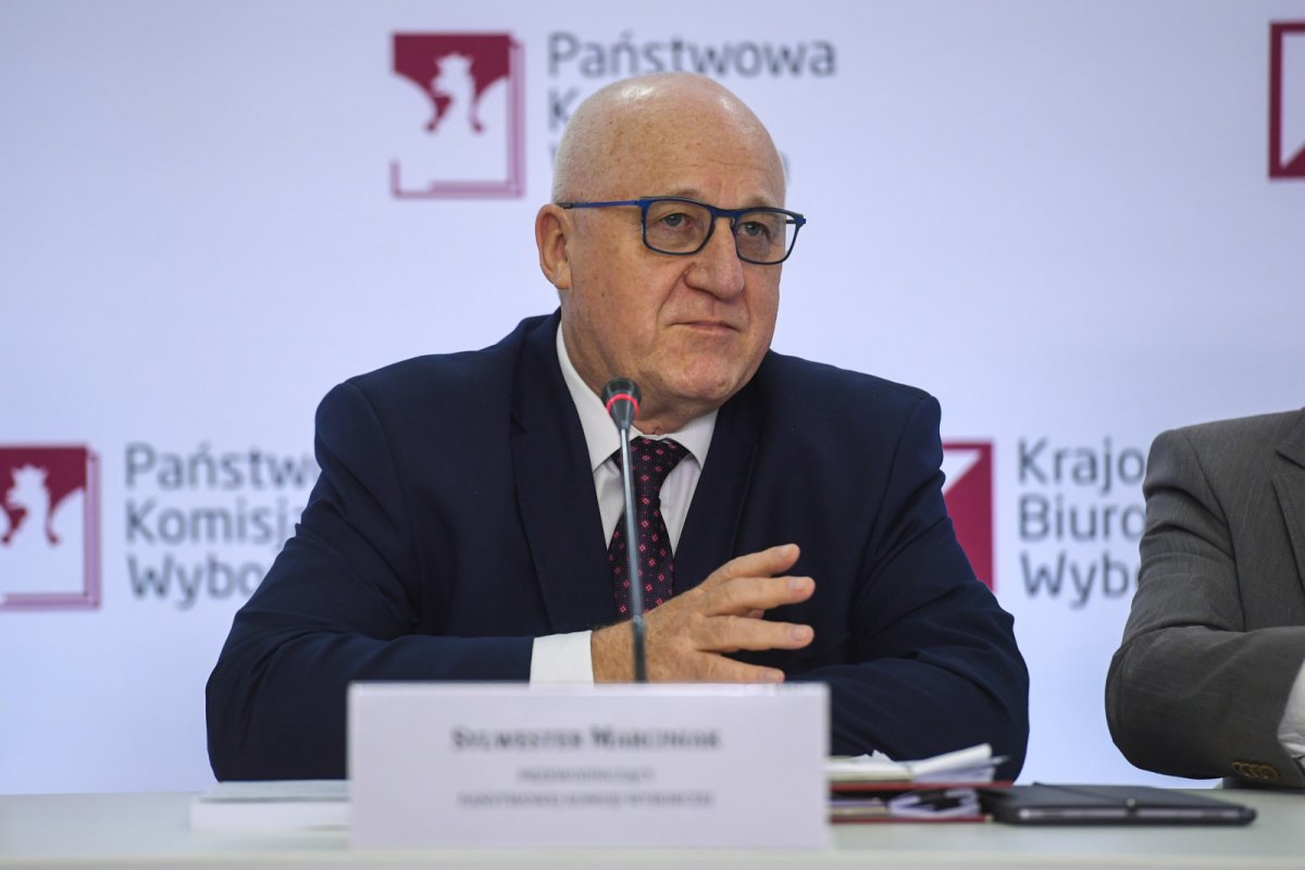Co dalej ze sprawozdaniem PiS? Przewodniczący PKW zarządził do poniedziałku przyjąć uchwałę w tej sprawie!