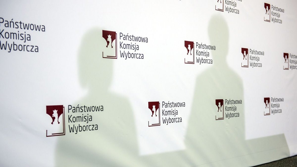 Bezprawne działania PKW wobec PiS. Prof. Piotrowski: Prezydent powinien interweniować