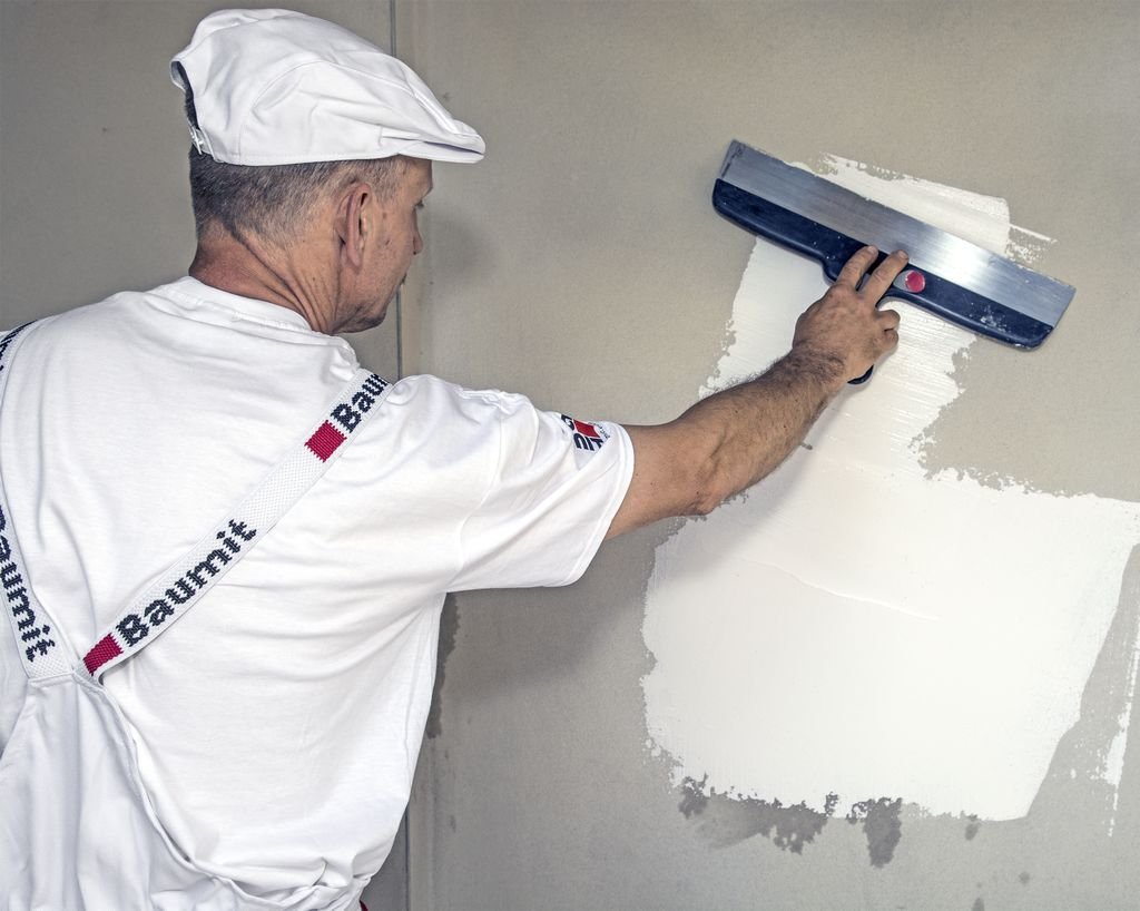 Rosnący napływ ukraińskiego cementu do Polski. Krajowi producenci w obliczu kryzysu