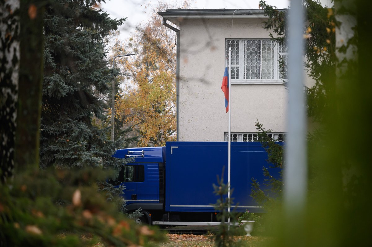 Po decyzji Polski o wydaleniu rosyjskich dyplomatów konsulat Rosji w Poznaniu opustoszał