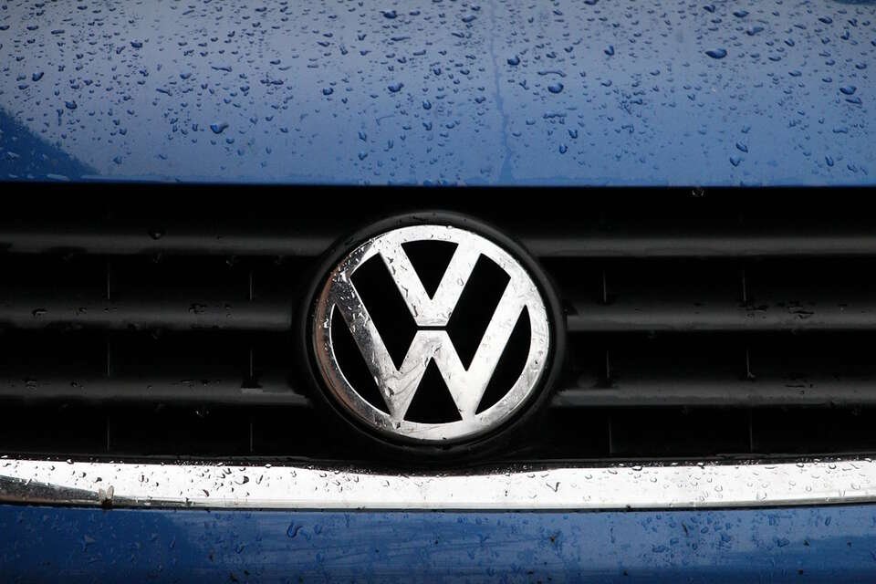 Związkowcy Volkswagena zapowiadają strajk ostrzegawczy 1 grudnia