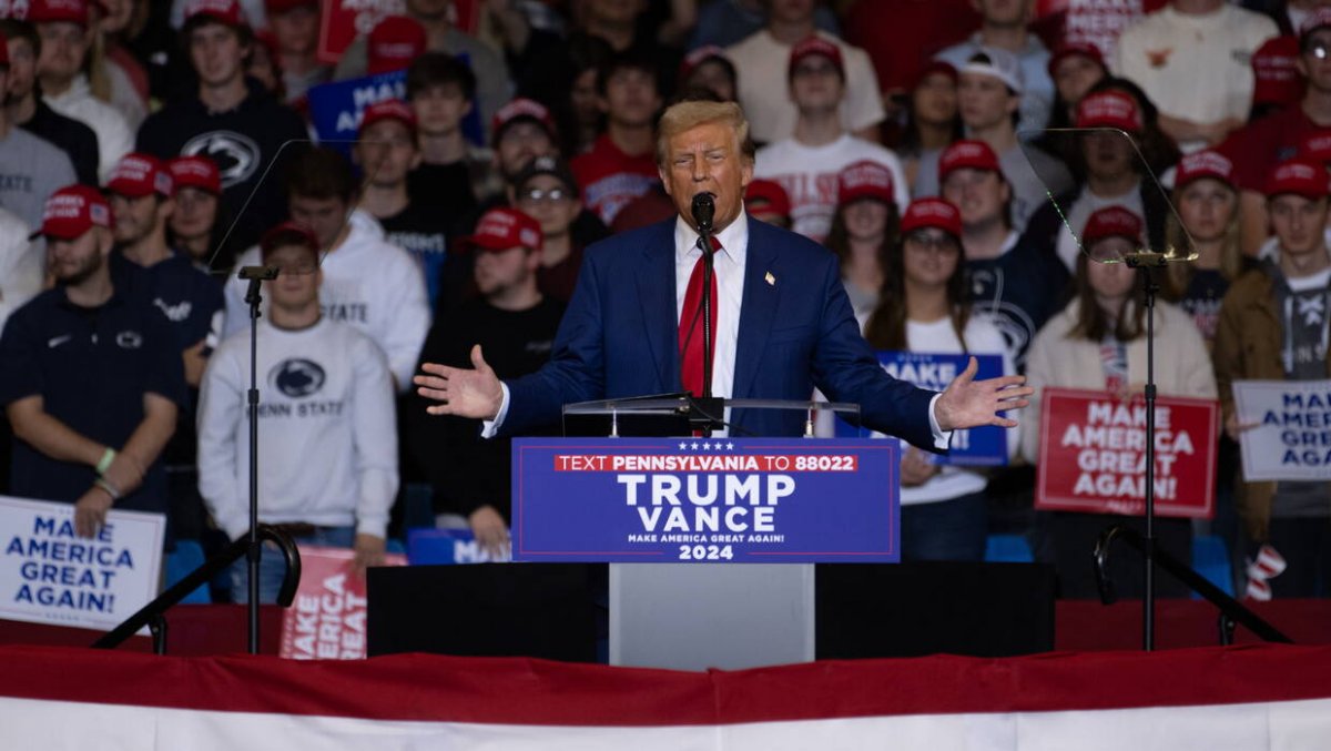 Harris wystąpiła z Michelle Obamą; Trump otrzymał poparcie muzułmanów w Michigan