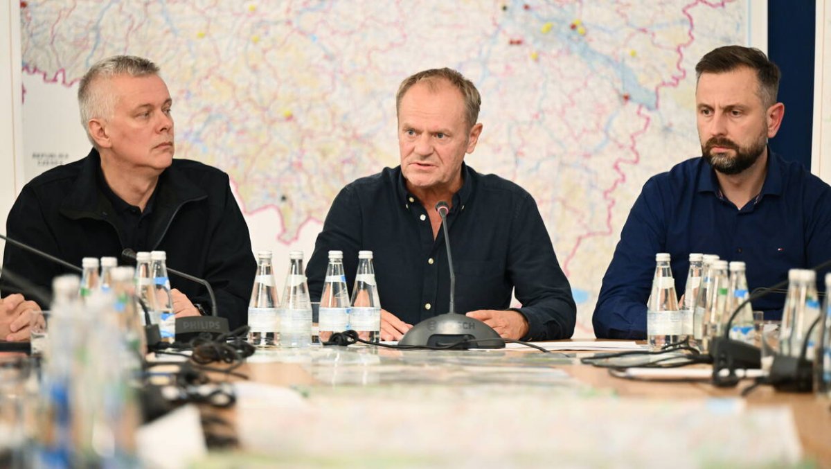 Premier: kredyty mieszkaniowe powodzian przez 12 miesięcy będą umorzone
