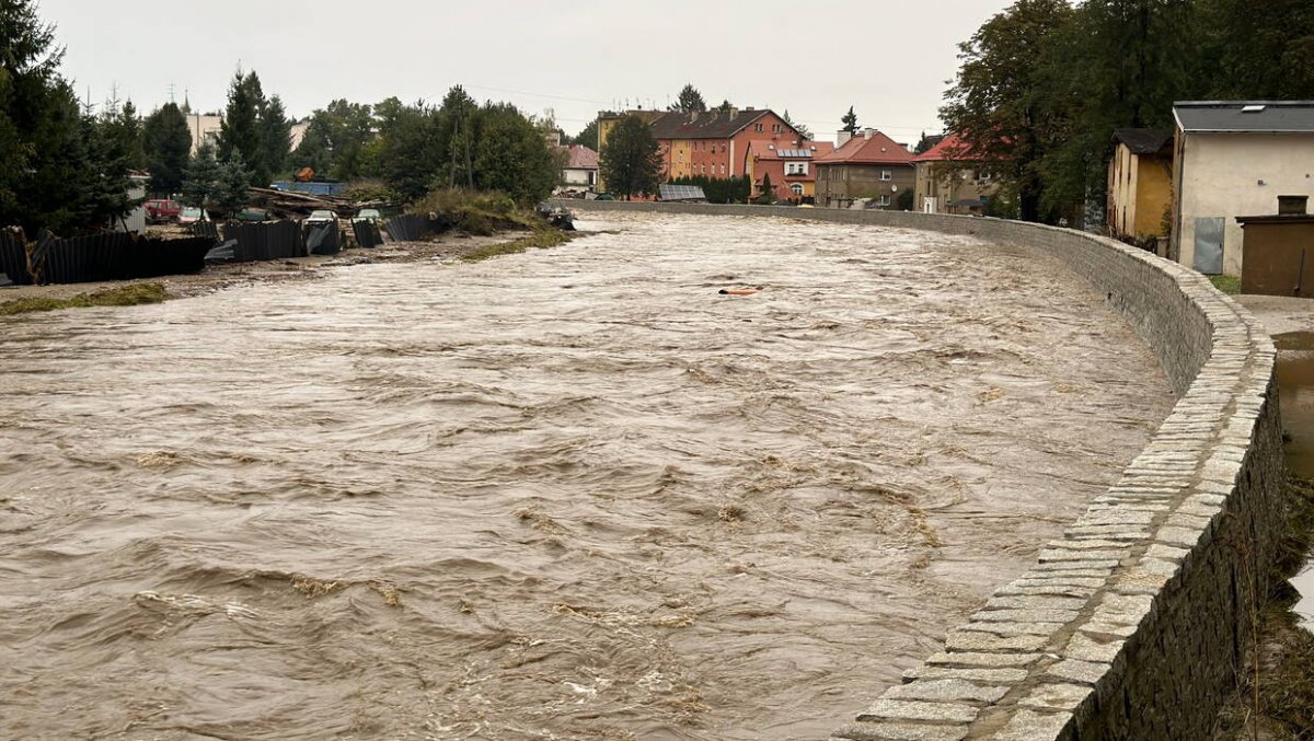 Kolejny dzień powodzi. Najbardziej zagrożone regiony
