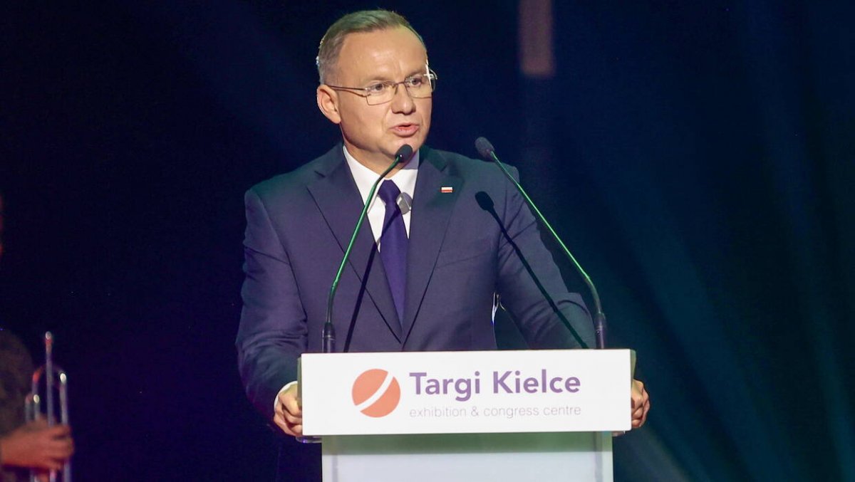 Prezydent: podniesienie wydatków obronnych uchroni nas przed kolejną wojną światową