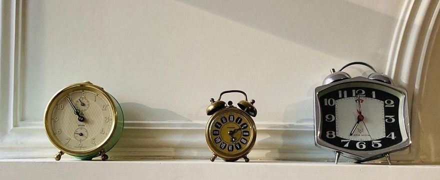 Zmiana czasu: dlaczego po zmianie czasu czujemy się zmęczeni jak się do niej przygotować?
