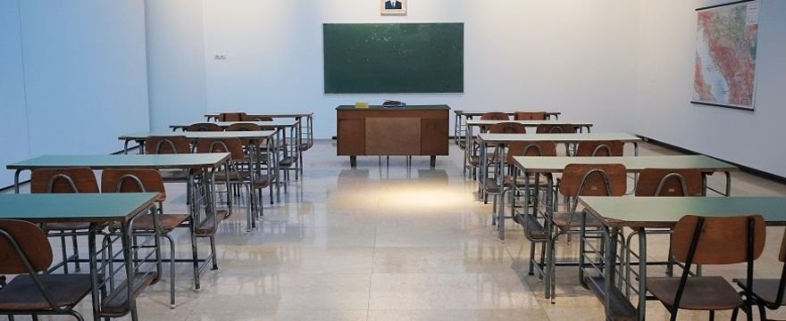 Szkoły znowu będą zamknięte przez koronawirusa? MEN komentuje
