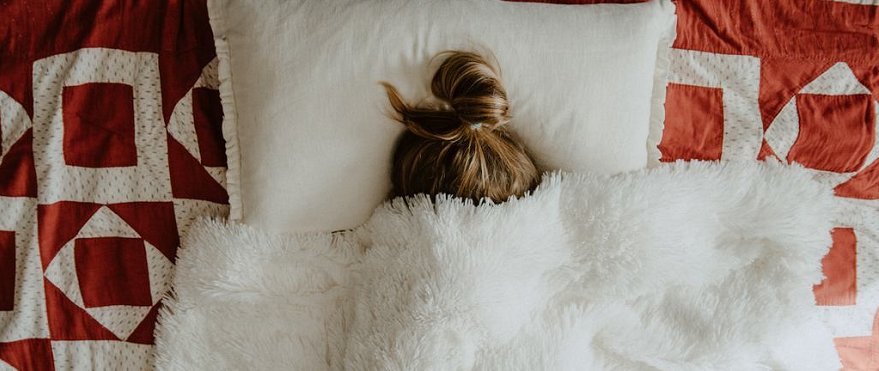 Dzieci chorują na COVID-19: nie są tak bezpieczne jak myślano
