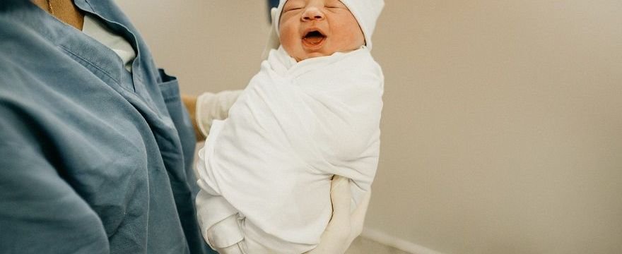 Porody rodzinne bez testów na COVID-19! Nowe zalecenia
