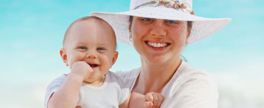 Pierwsze wakacje z dzieckiem – jak się przygotować?

