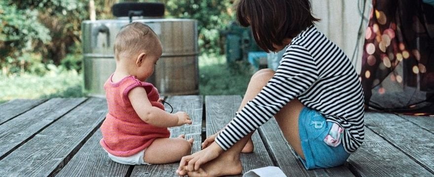 Do kiedy opieka nad dziećmi z ZUS z powodu koronawirusa?
