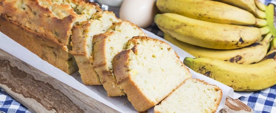 Chlebek bananowy – PRZEPIS na aromatyczne i puszyste ciasto!
