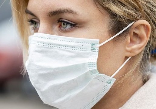 Jak uszyć maseczkę na twarz? Prosta instrukcja DIY
