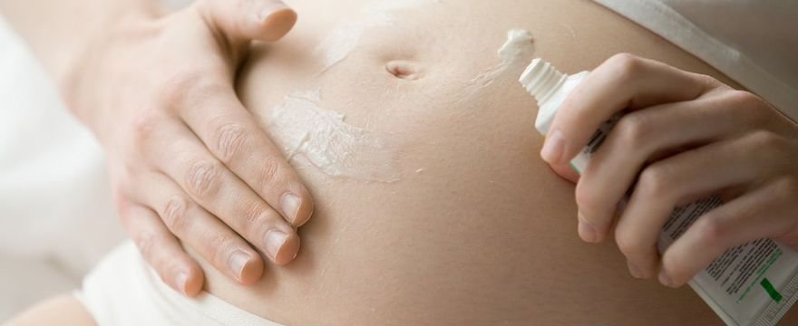 Uważaj na kosmetyki w ciąży – mogą doprowadzić do nadwagi u dziecka!
